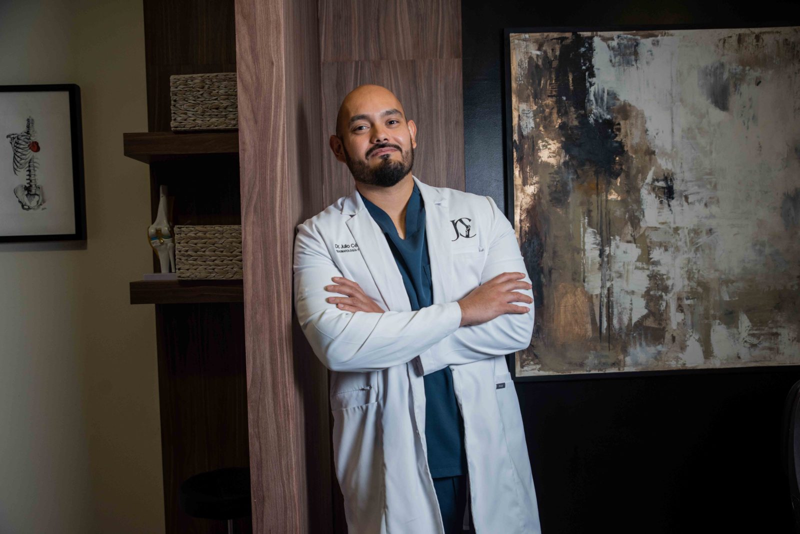 Consulta de traumatología y ortopedia con el Dr. Julio César Villa Villa